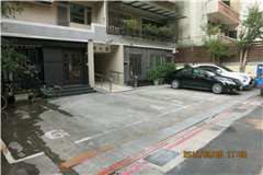 鄰近可愛家苑二期社區推薦-芳蘭大樓，位於台北市大安區